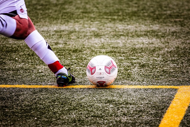 小羅通過社交媒體確認母親確診新冠肺炎 情況嚴重已送進監護室.